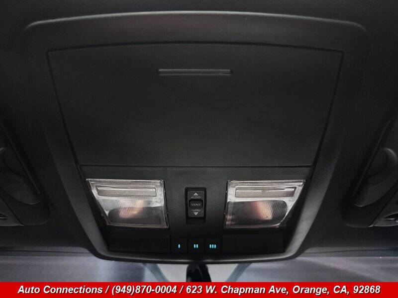 2014 Dodge Challenger SRT8