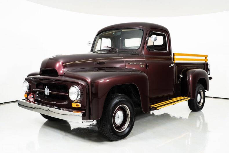 1954 International R100