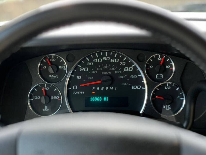 2023 GMC Savana 2500