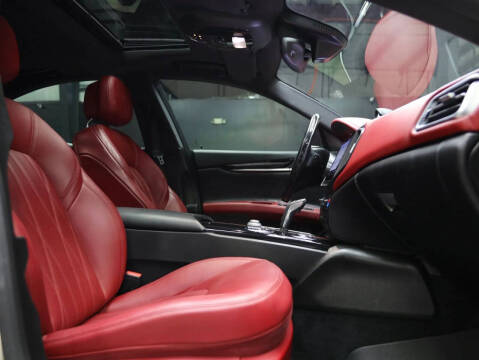 2021 Maserati Ghibli GranLusso