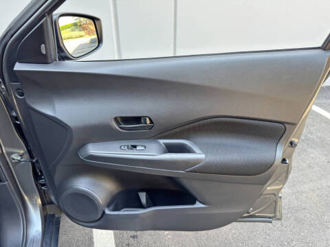 2021 Nissan Kicks S