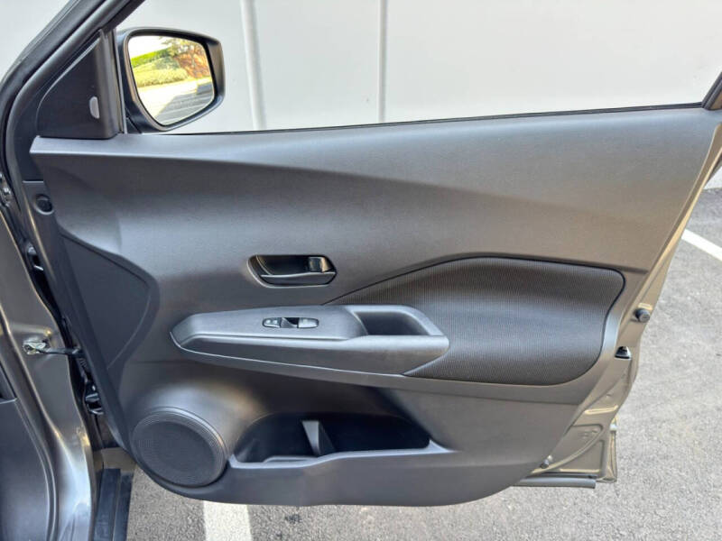 2021 Nissan Kicks S