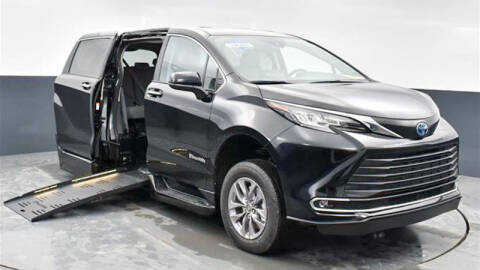 2023 Toyota Sienna for sale at A&J Mobility in Valders WI