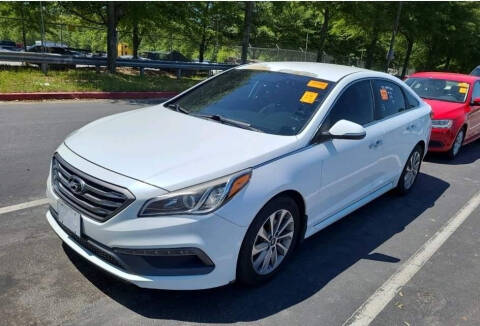 2015 Hyundai Sonata for sale at 615 Auto Group in Fairburn GA