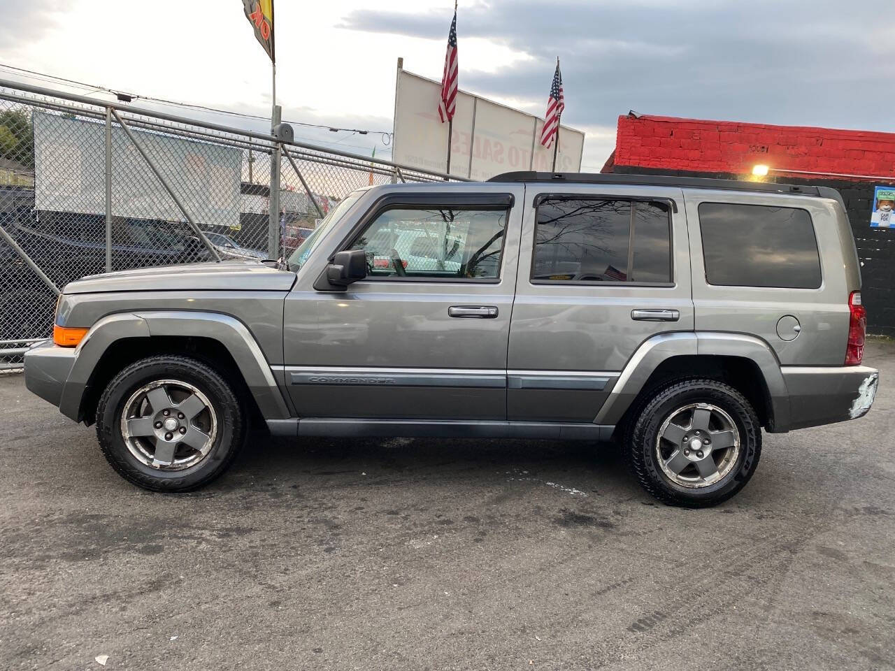 2008 Jeep Commander for sale at 3B Auto Sales in Paterson, NJ