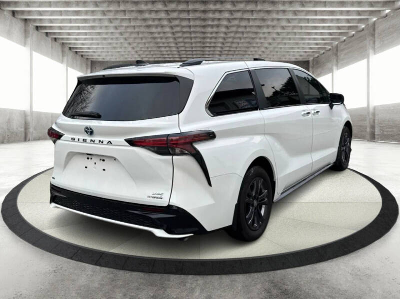 2024 Toyota Sienna