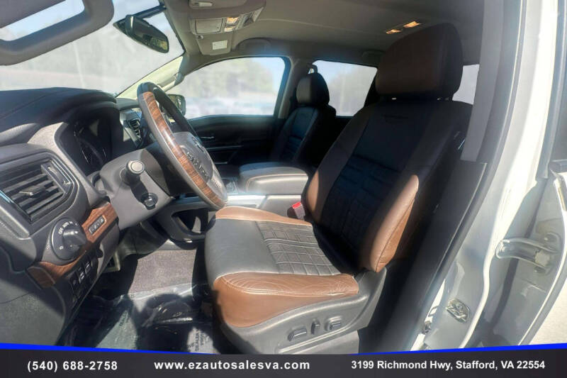 2017 Nissan Titan Platinum Reserve