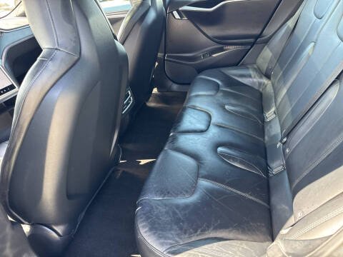 2015 Tesla Model S 85D