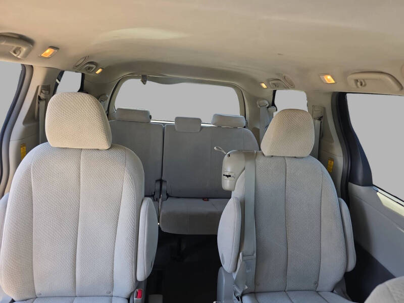 2014 Toyota Sienna
