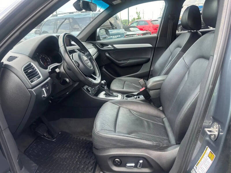 2017 Audi Q3 2.0T Premium