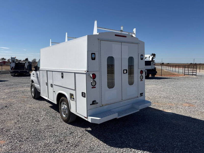 2016 Ford E-Series