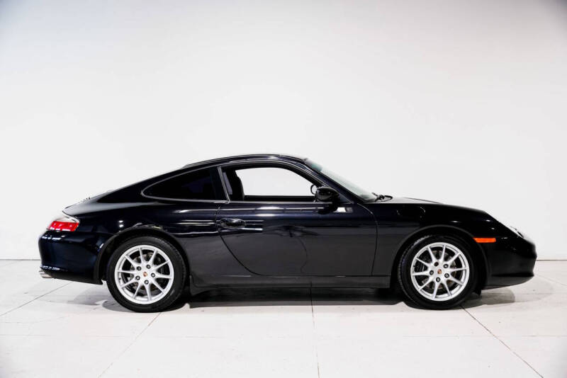2004 Porsche 911 Carrera