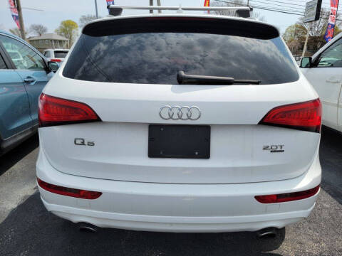 2013 Audi Q5 2.0T quattro Premium