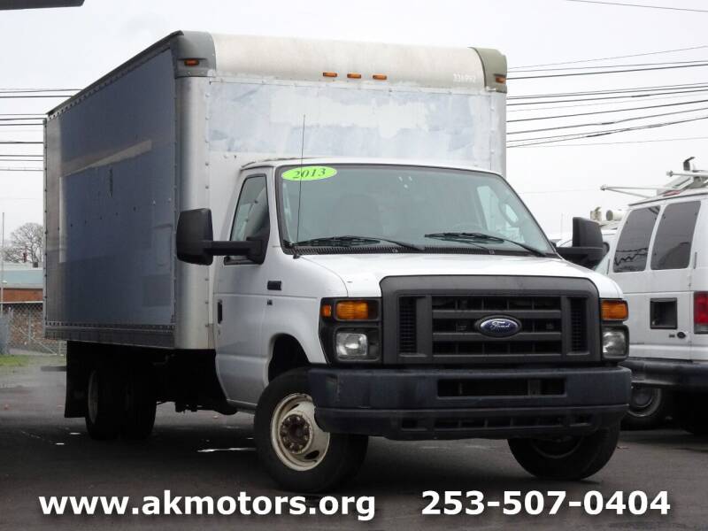 2013 Ford E-Series Chassis E-350 SD