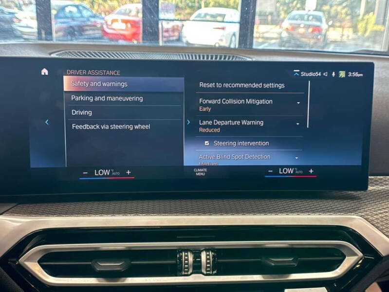 2024 BMW 3 Series 330i xDrive