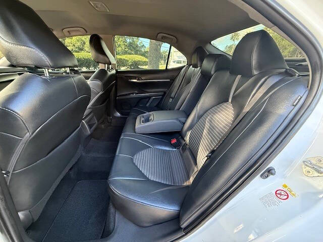 2018 Toyota Camry SE