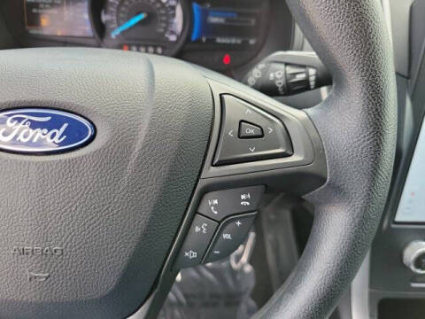 2022 Ford Edge SE