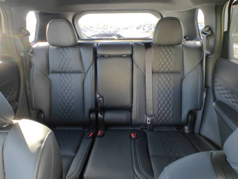 2025 Mitsubishi Outlander PHEV SEL Black Edition