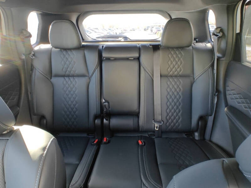 2025 Mitsubishi Outlander PHEV SEL Black Edition