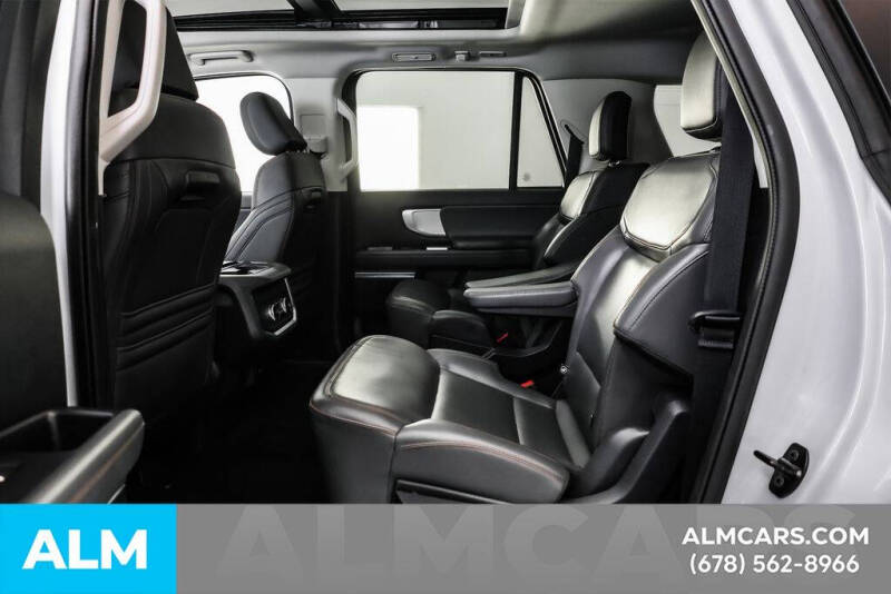 2025 Ford Expedition MAX Active