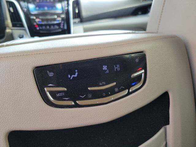 2018 Cadillac Escalade Luxury