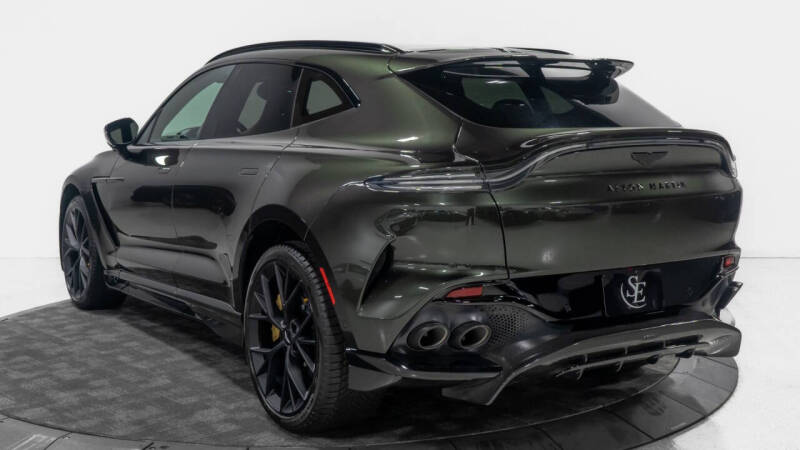 2025 Aston Martin DBX 707