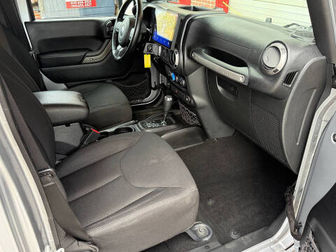 2016 Jeep Wrangler Unlimited Sport