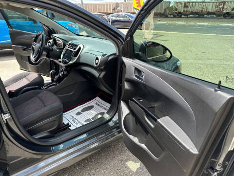 2018 Chevrolet Sonic LT Auto