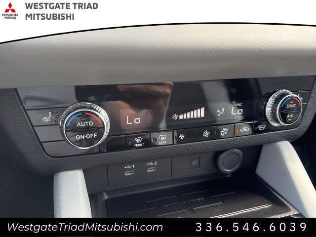 2025 Mitsubishi Outlander SE