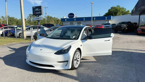 2021 Tesla Model 3 Standard Range Plus