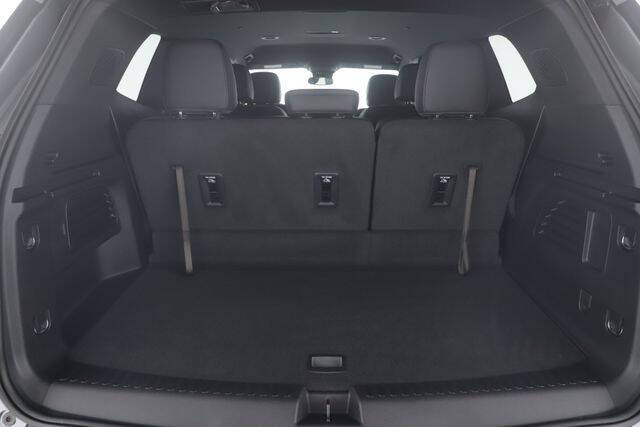 2025 GMC Acadia AT4