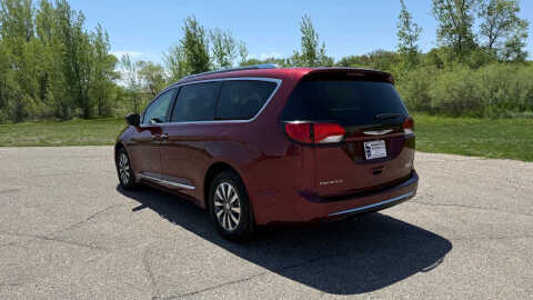 2020 Chrysler Pacifica Touring L Plus