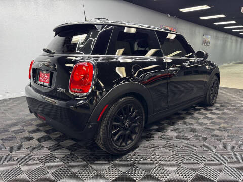 2018 MINI Hardtop 2 Door Cooper