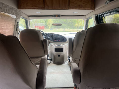 2000 Ford E-Series E-150