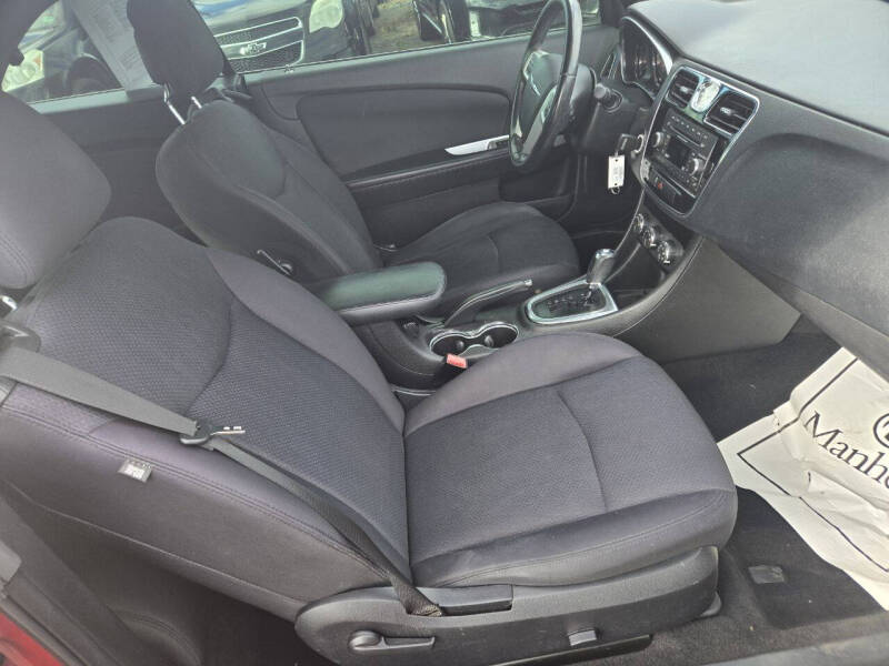 2013 Chrysler 200 Touring