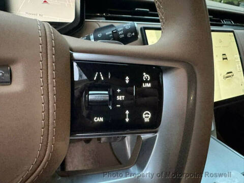 2025 Land Rover Range Rover P615 SV LWB