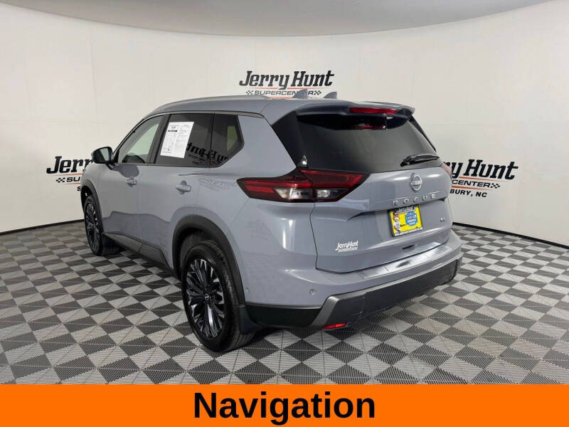 2025 Nissan Rogue SL