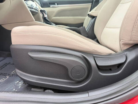 2019 Hyundai Elantra