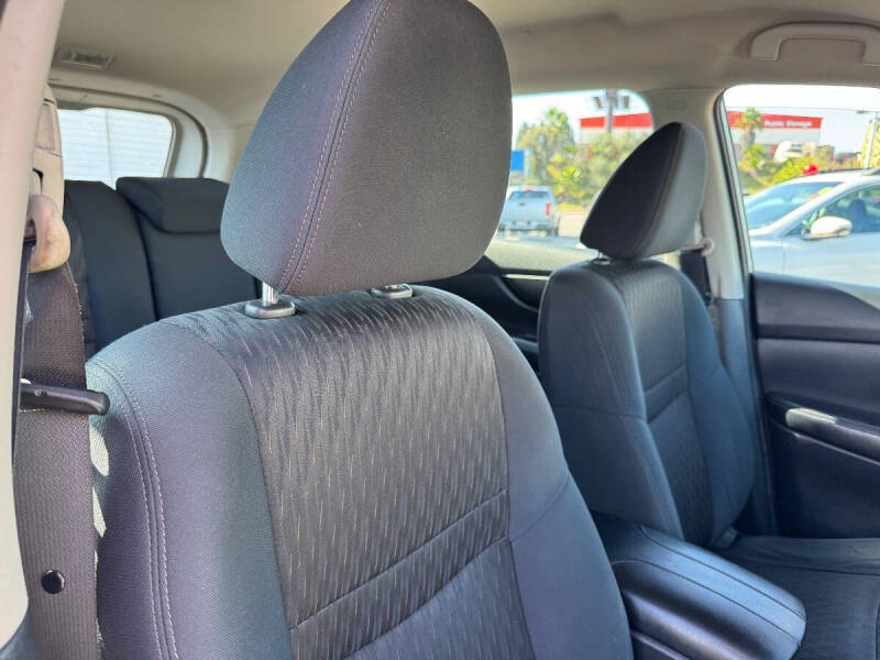 2017 Nissan Rogue