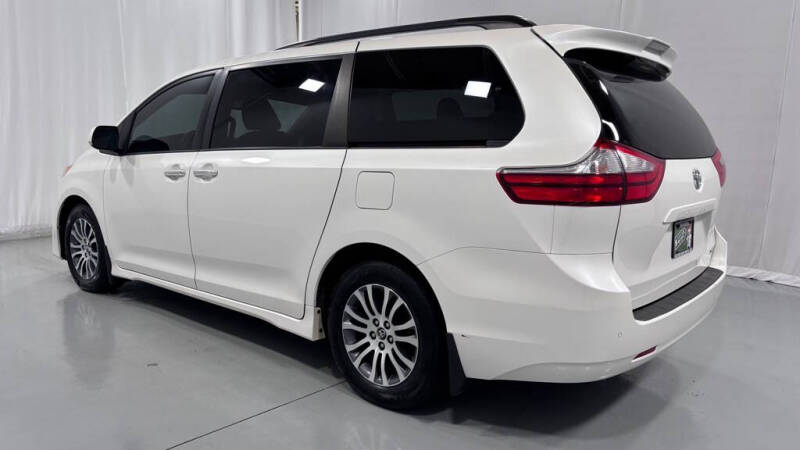 2018 Toyota Sienna