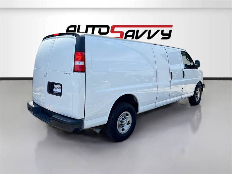 2024 Chevrolet Express 2500