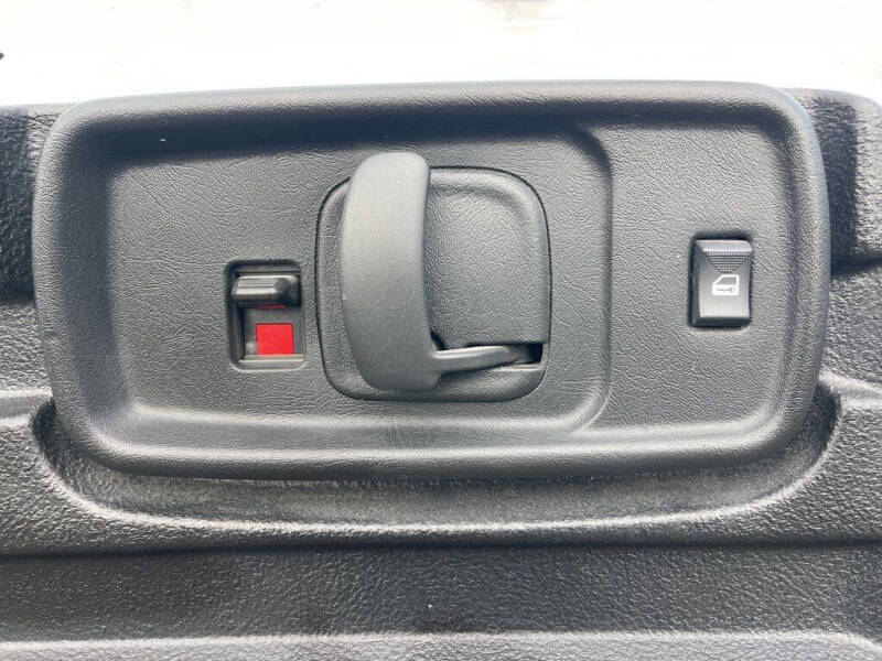 2023 Chevrolet Express 2500