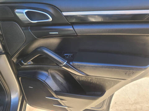 2011 Porsche Cayenne S