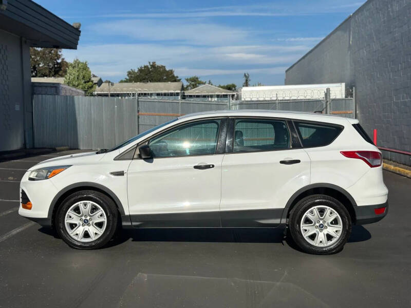 2014 Ford Escape S