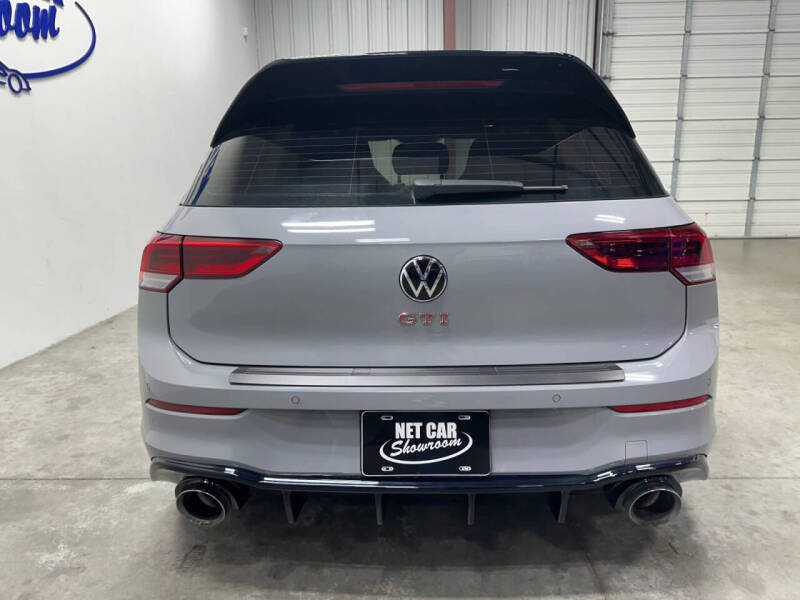 2024 Volkswagen Golf GTI SE