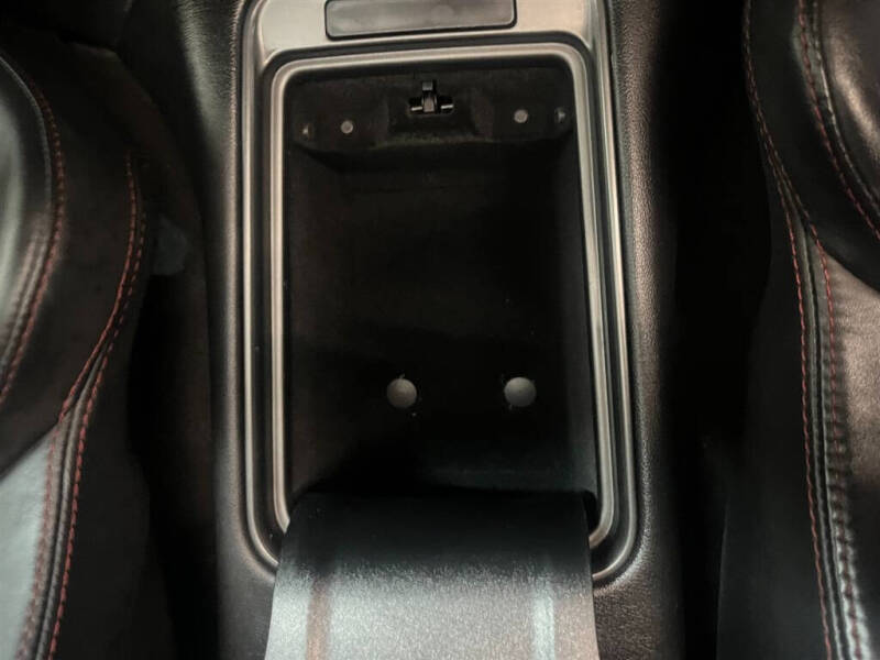 2017 Jaguar F-TYPE R