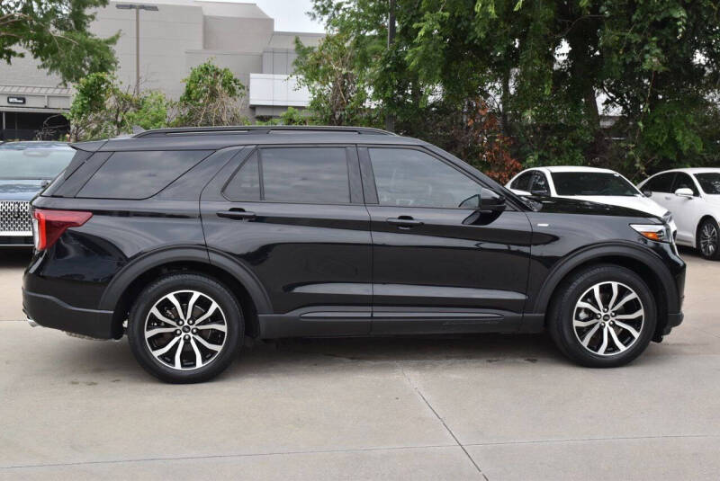2023 Ford Explorer ST-Line