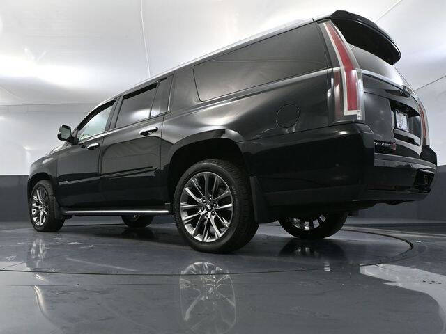 2019 Cadillac Escalade ESV Luxury