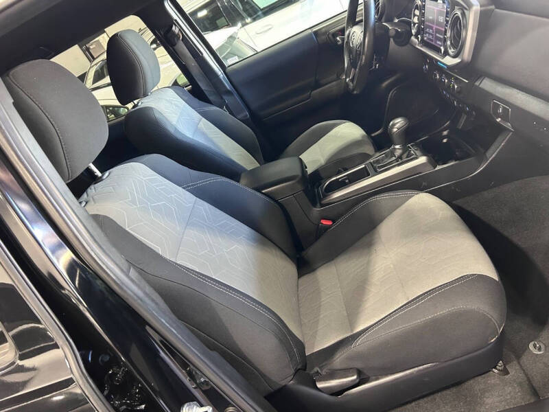 2022 Toyota Tacoma TRD Sport