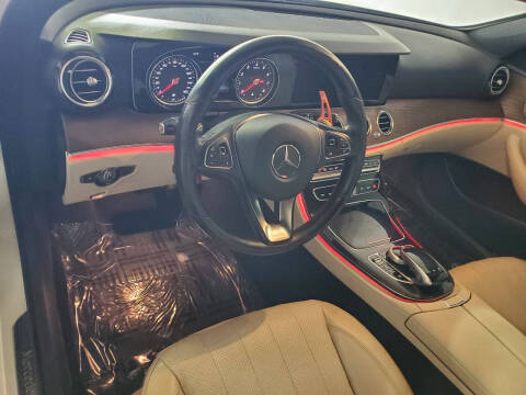 2017 Mercedes-Benz E-Class E 300 4MATIC